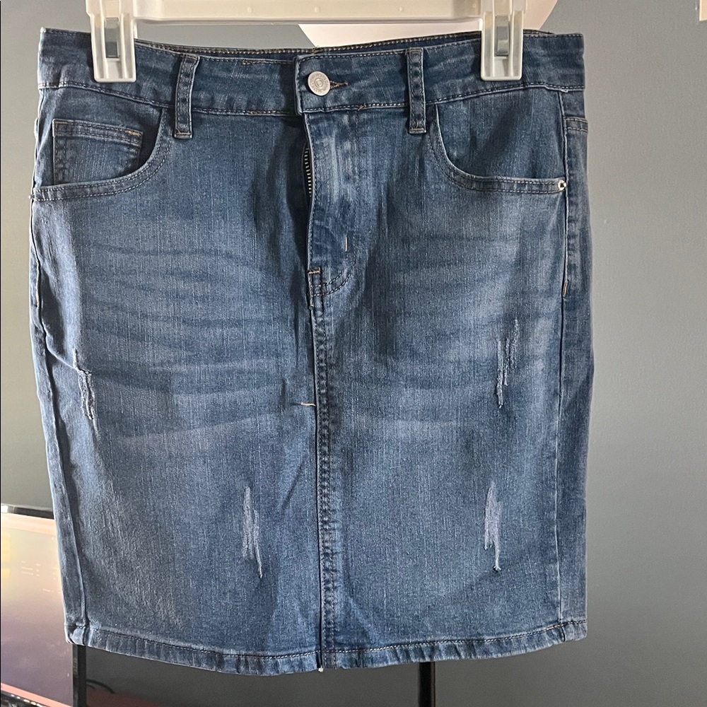 Denim Skirt with Distressed Details Size L Tall